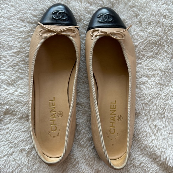 Chanel Ballet Flats - Picture 1 of 8